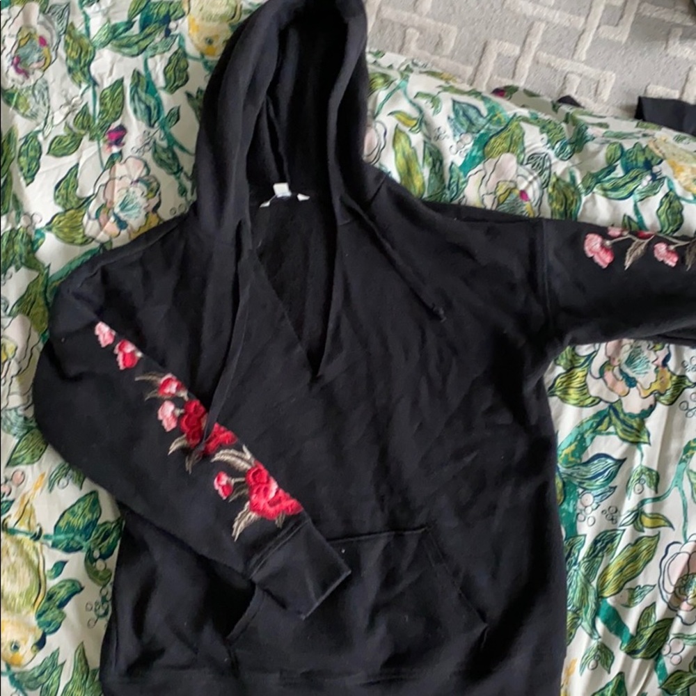 Embroidered sweatshirt